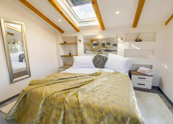 Luxurious In With Sauna بيت للعطل *