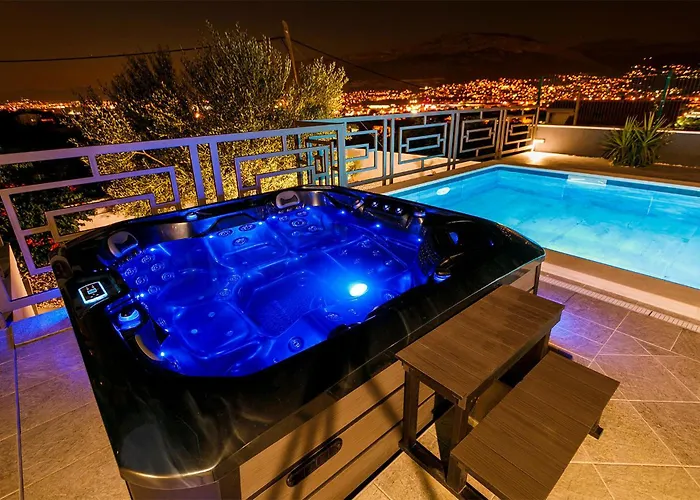 Luxurious In With Sauna Spalato